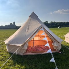 Bell Tent (for 2-4 people)